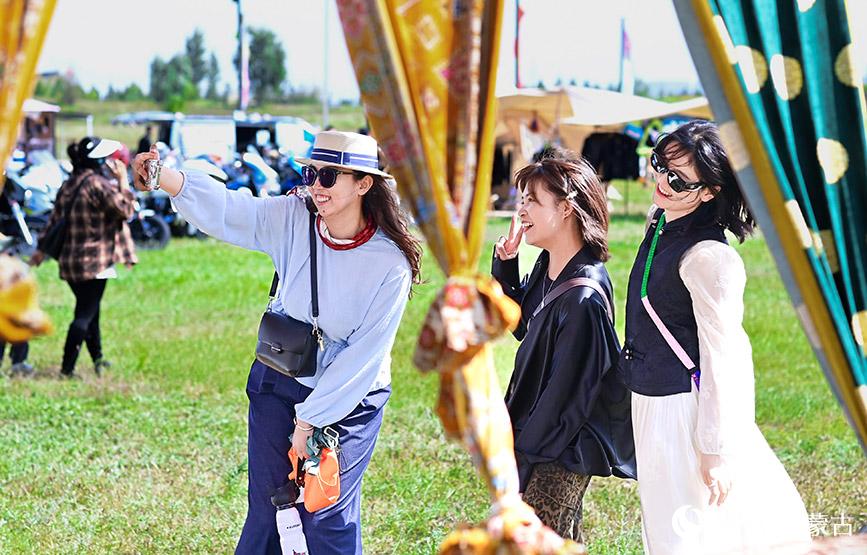 上参加搏克, AA, div 上参加搏克, AA, div